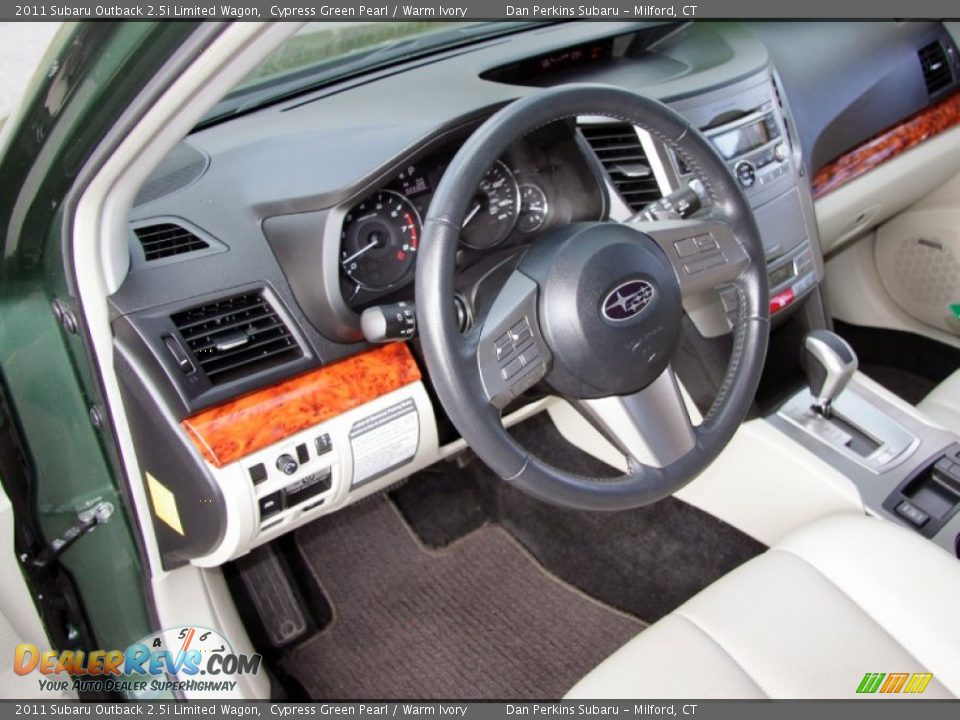 2011 Subaru Outback 2.5i Limited Wagon Cypress Green Pearl / Warm Ivory Photo #13