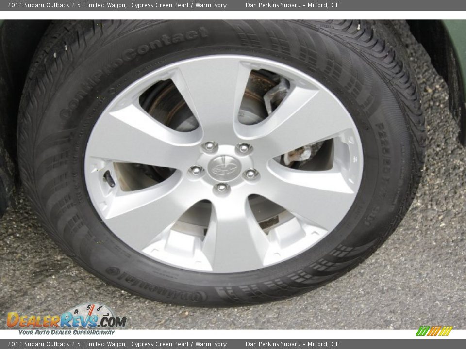 2011 Subaru Outback 2.5i Limited Wagon Cypress Green Pearl / Warm Ivory Photo #16