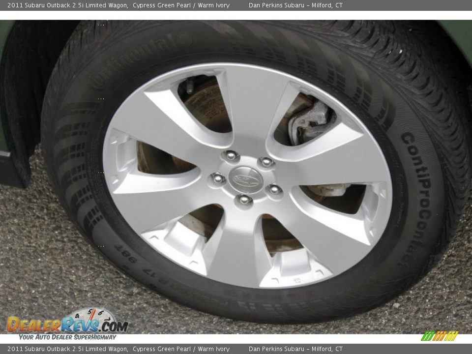 2011 Subaru Outback 2.5i Limited Wagon Cypress Green Pearl / Warm Ivory Photo #17