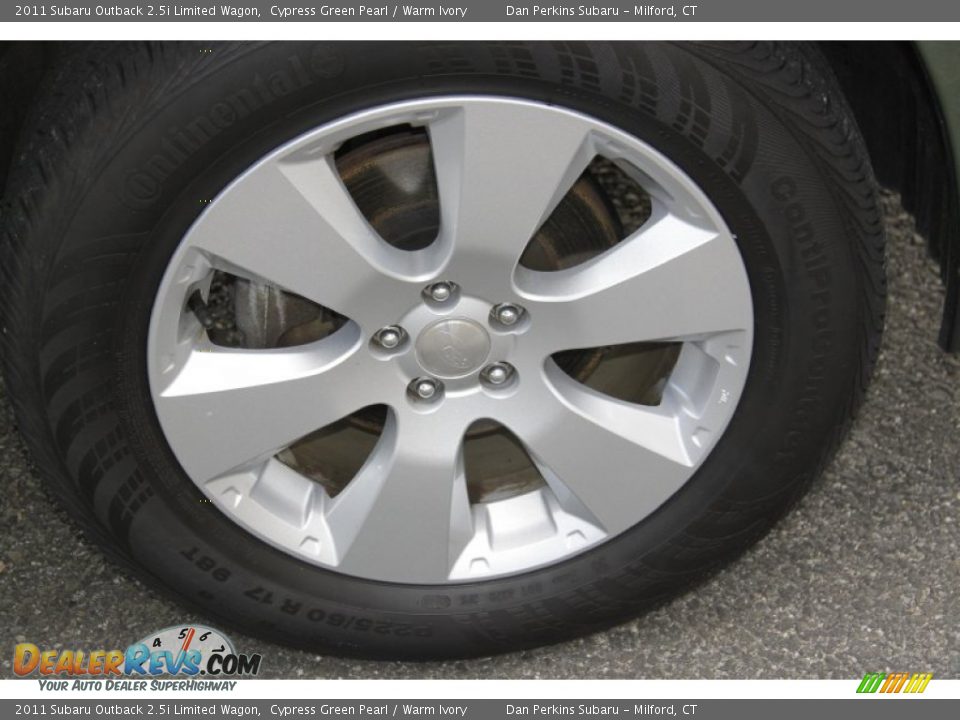 2011 Subaru Outback 2.5i Limited Wagon Cypress Green Pearl / Warm Ivory Photo #18