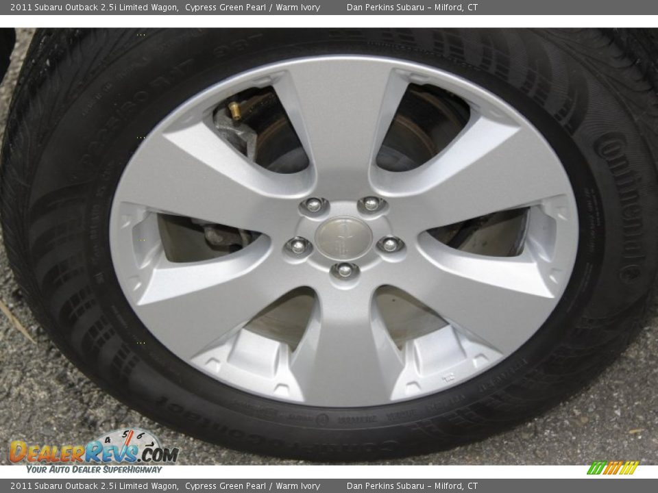 2011 Subaru Outback 2.5i Limited Wagon Cypress Green Pearl / Warm Ivory Photo #19