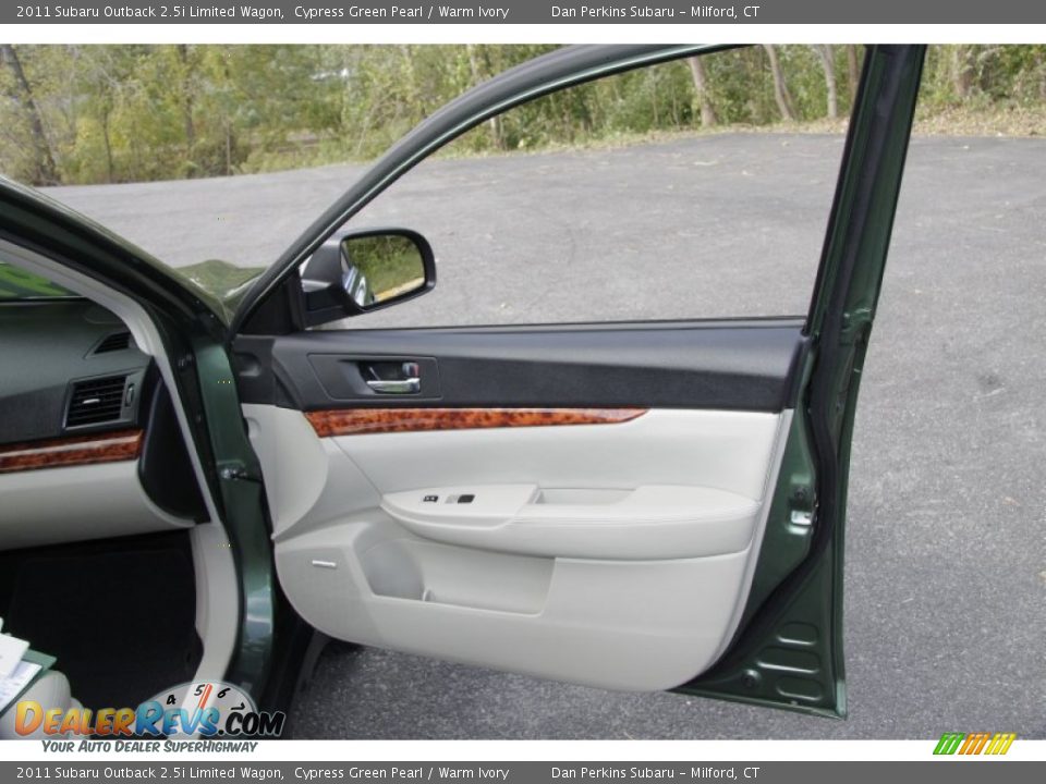 2011 Subaru Outback 2.5i Limited Wagon Cypress Green Pearl / Warm Ivory Photo #20