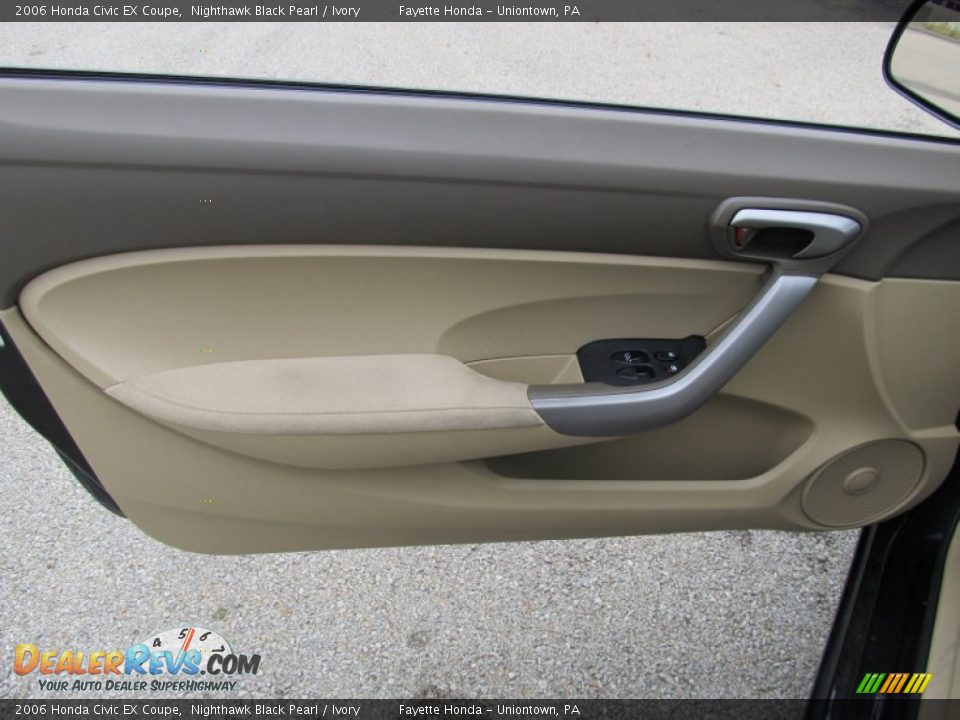 2006 Honda Civic EX Coupe Nighthawk Black Pearl / Ivory Photo #6