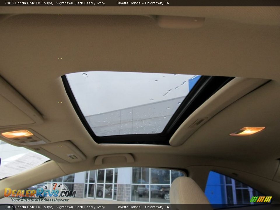 2006 Honda Civic EX Coupe Nighthawk Black Pearl / Ivory Photo #13
