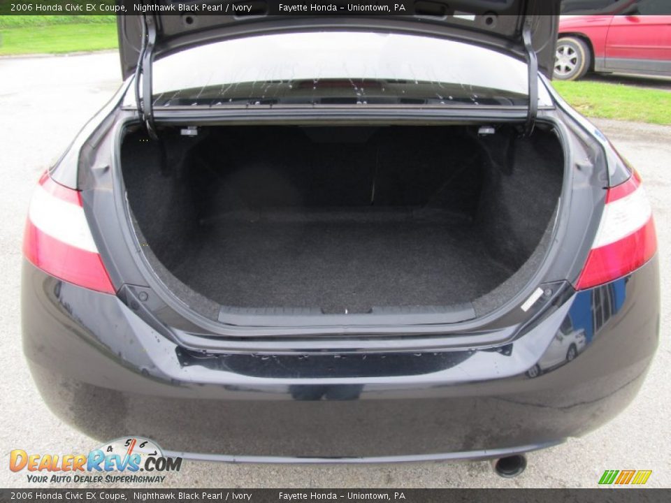 2006 Honda Civic EX Coupe Nighthawk Black Pearl / Ivory Photo #19
