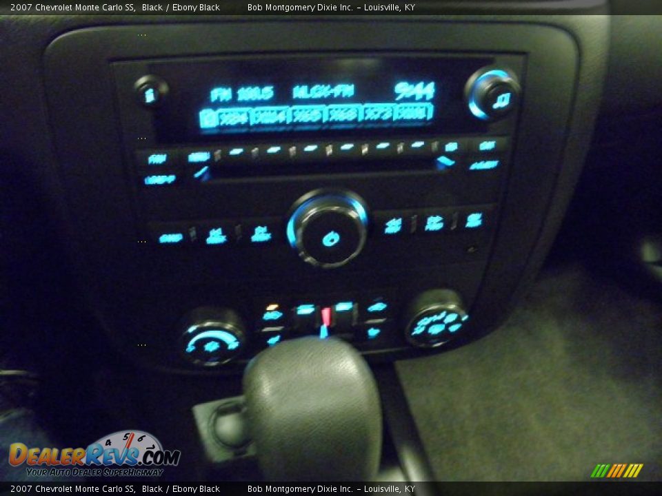 2007 Chevrolet Monte Carlo SS Black / Ebony Black Photo #25