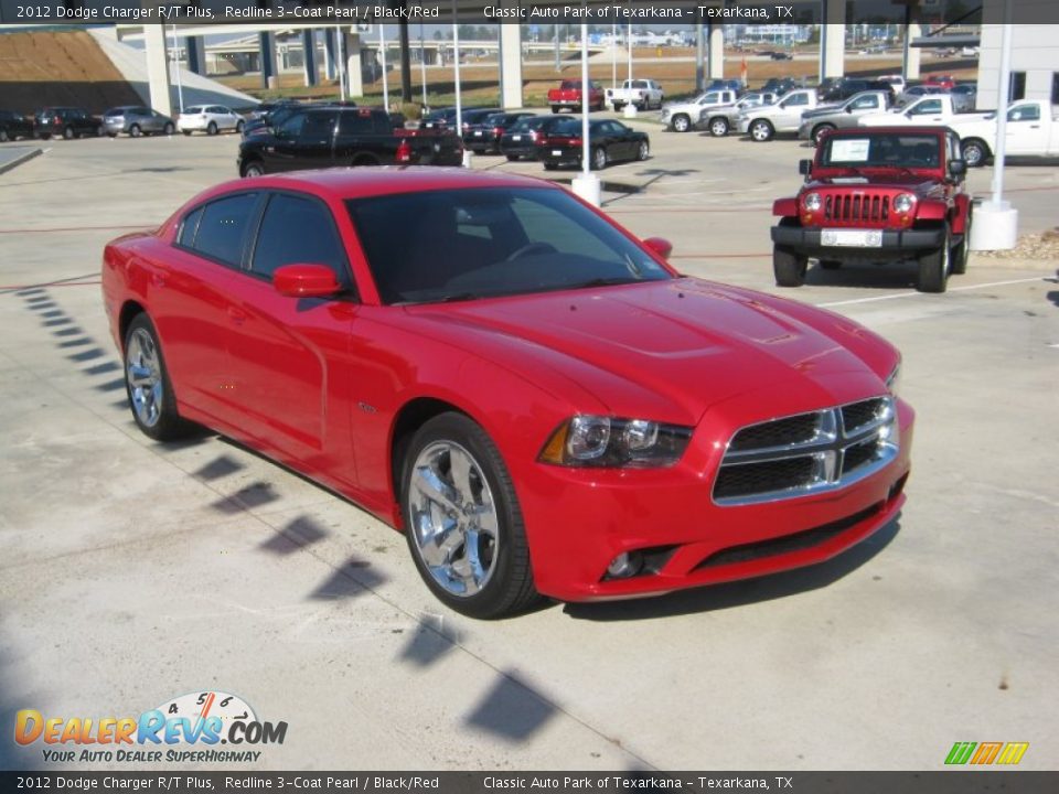 Front 3/4 View of 2012 Dodge Charger R/T Plus Photo #7