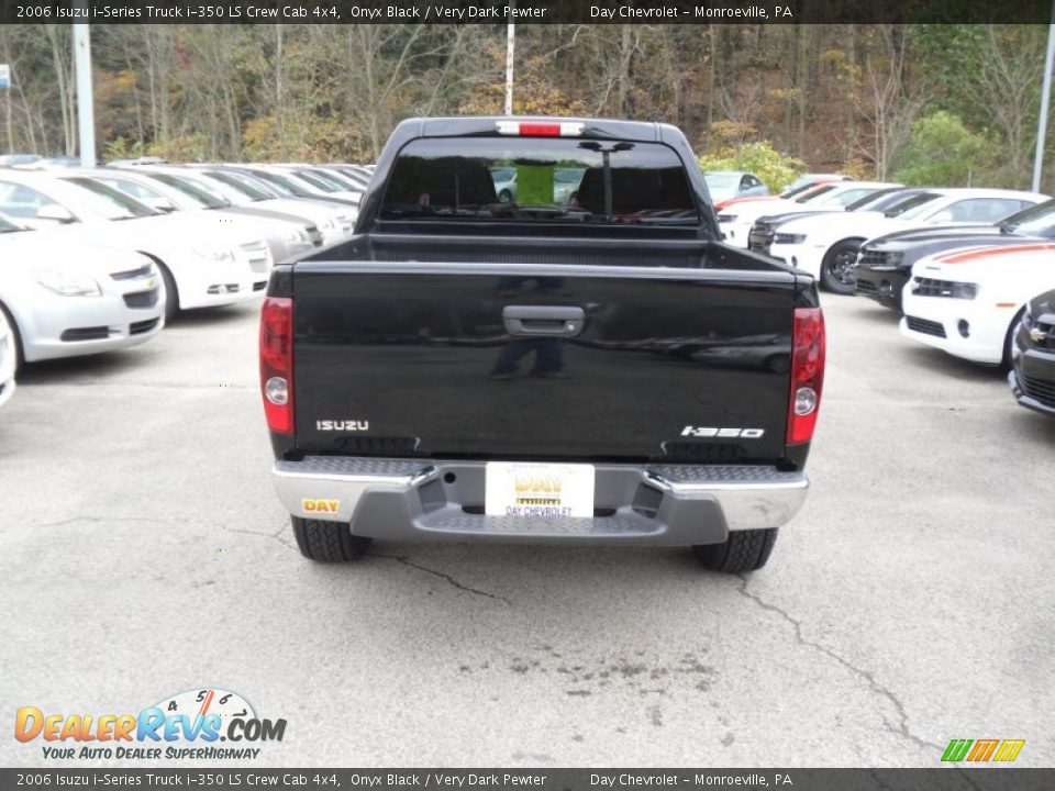 2006 Isuzu i-Series Truck i-350 LS Crew Cab 4x4 Onyx Black / Very Dark Pewter Photo #5