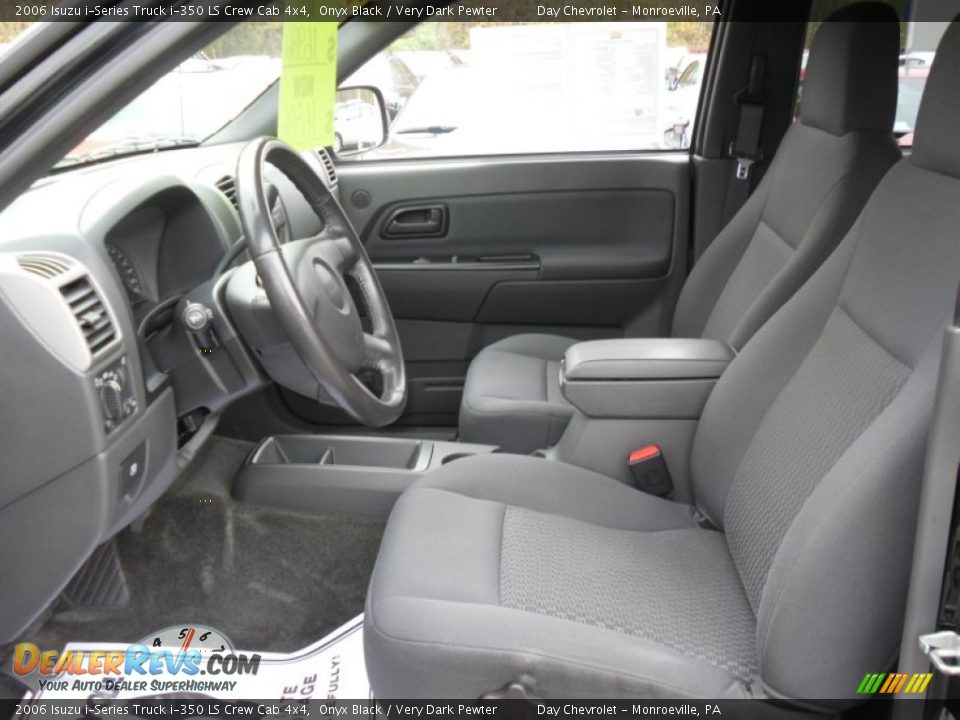 Very Dark Pewter Interior - 2006 Isuzu i-Series Truck i-350 LS Crew Cab 4x4 Photo #7