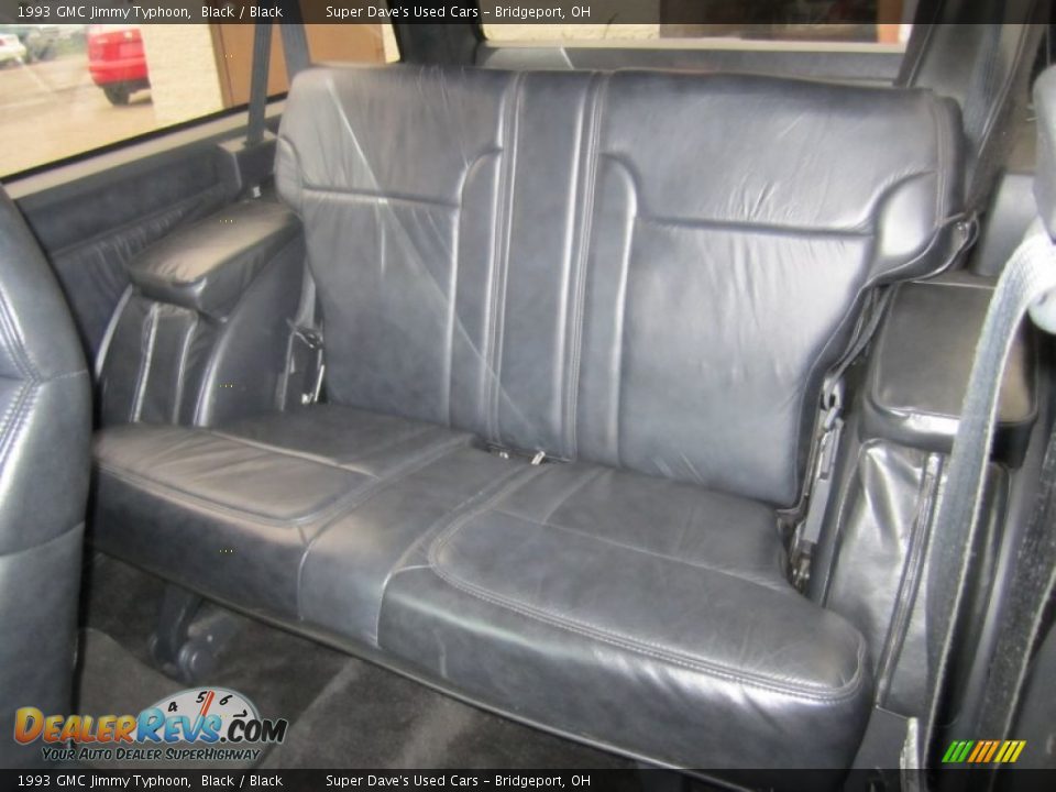 Black Interior - 1993 GMC Jimmy Typhoon Photo #17