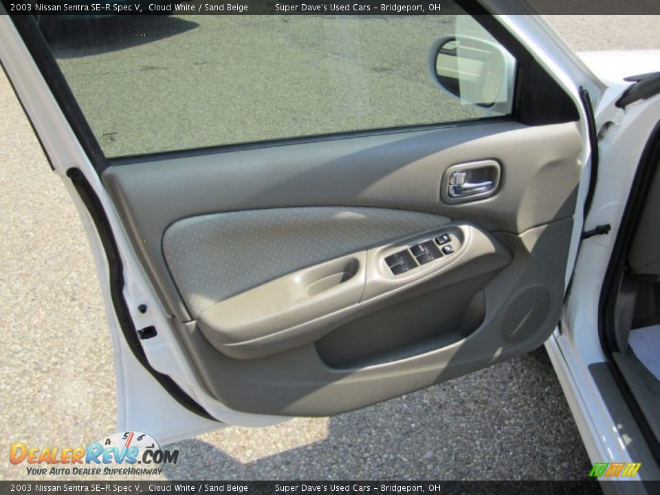2003 Nissan Sentra SE-R Spec V Cloud White / Sand Beige Photo #29