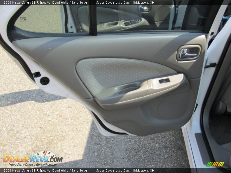 2003 Nissan Sentra SE-R Spec V Cloud White / Sand Beige Photo #31