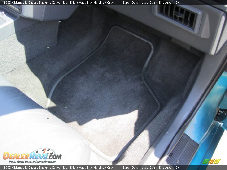 1993 Oldsmobile Cutlass Supreme Convertible Bright Aqua Blue Metallic / Gray Photo #14