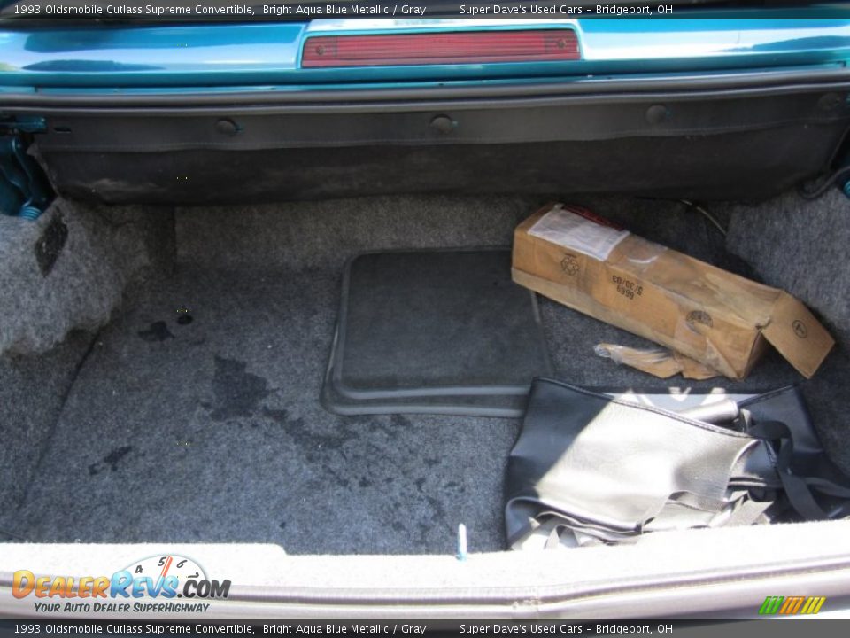 1993 Oldsmobile Cutlass Supreme Convertible Bright Aqua Blue Metallic / Gray Photo #19