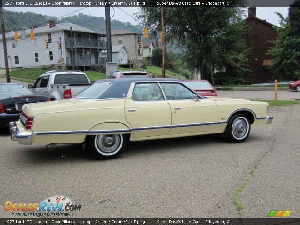 1977 Ford LTD Landau 4 Door Pillared Hardtop Cream / Cream/Blue Piping Photo #30