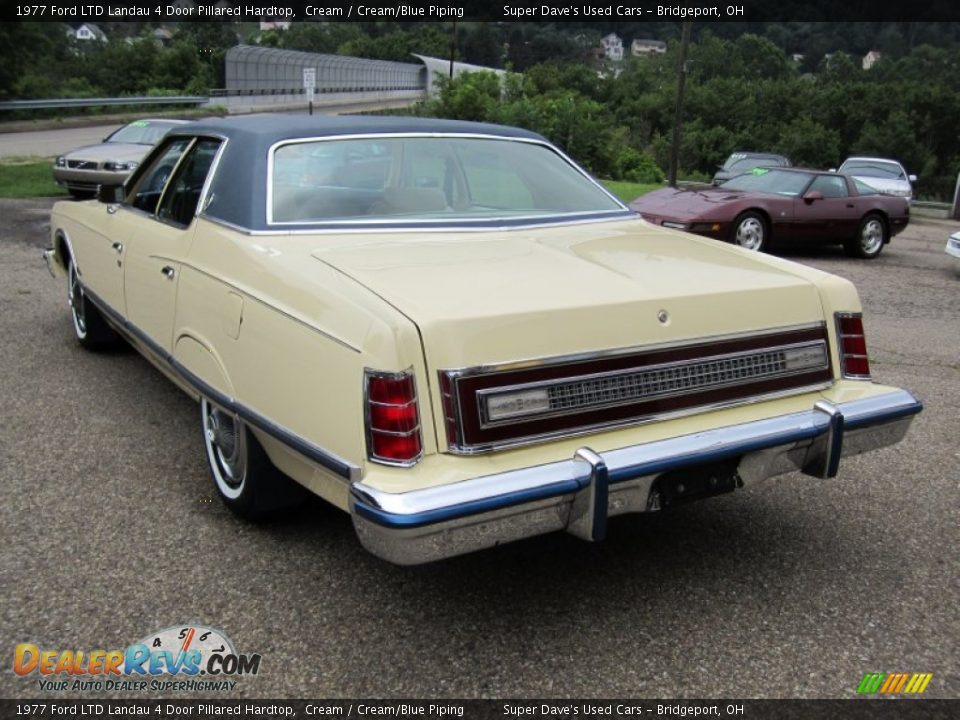 1977 Ford LTD Landau 4 Door Pillared Hardtop Cream / Cream/Blue Piping Photo #33