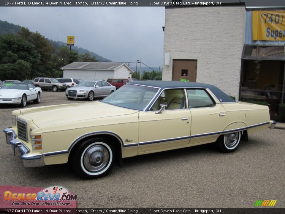 1977 Ford LTD Landau 4 Door Pillared Hardtop Cream / Cream/Blue Piping Photo #34
