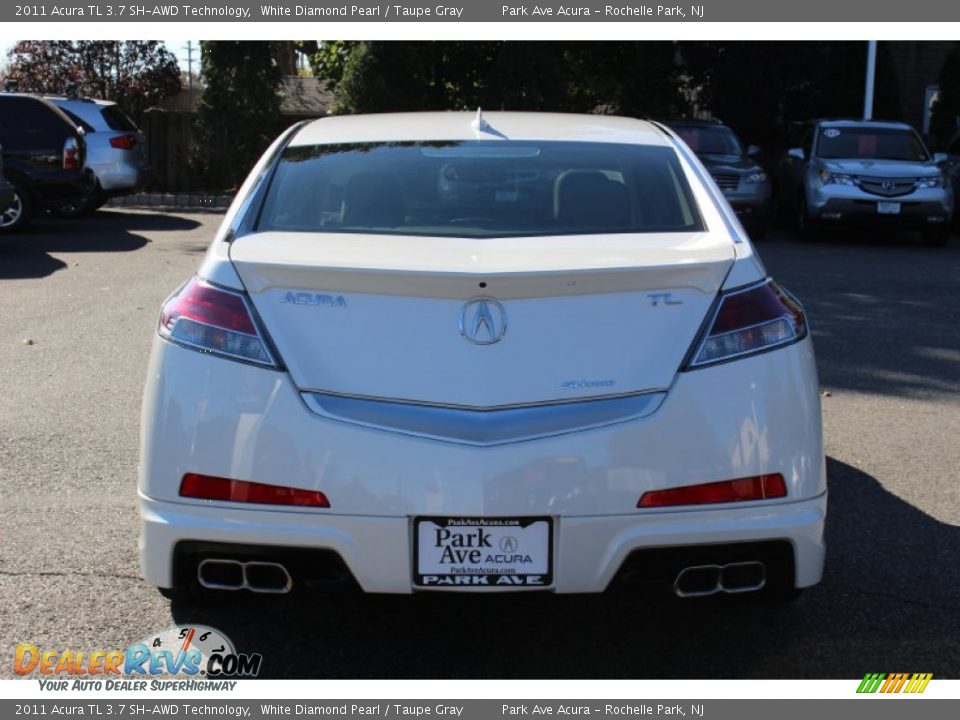 2011 Acura TL 3.7 SH-AWD Technology White Diamond Pearl / Taupe Gray Photo #4