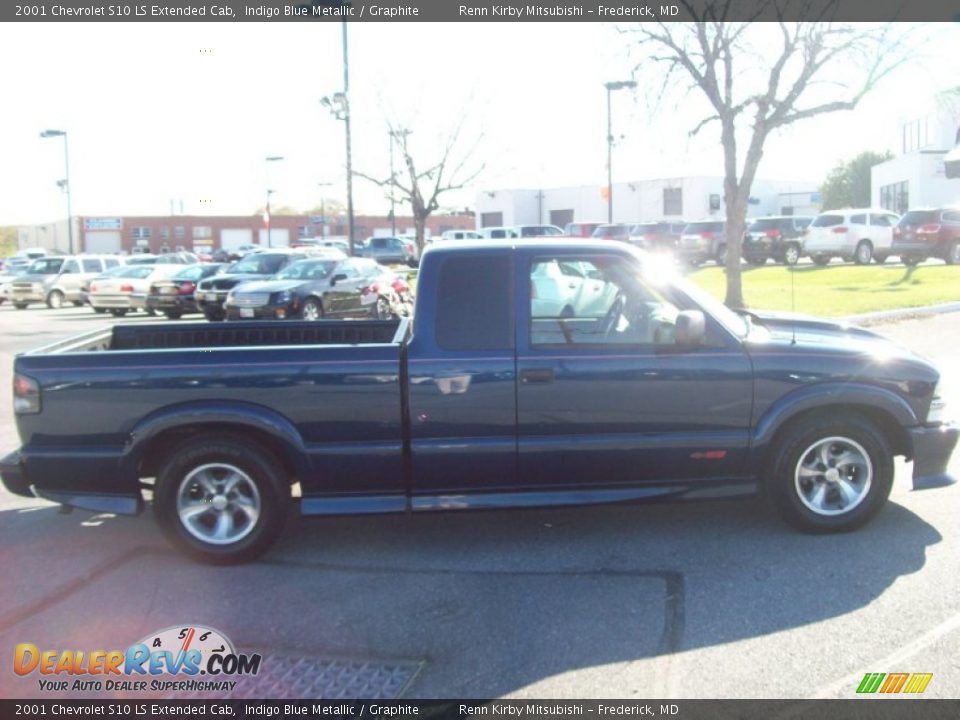 2001 Chevrolet S10 LS Extended Cab Indigo Blue Metallic / Graphite Photo #6