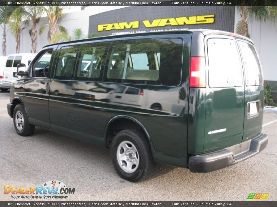 2005 Chevrolet Express 1500 LS Passenger Van Dark Green Metallic / Medium Dark Pewter Photo #4