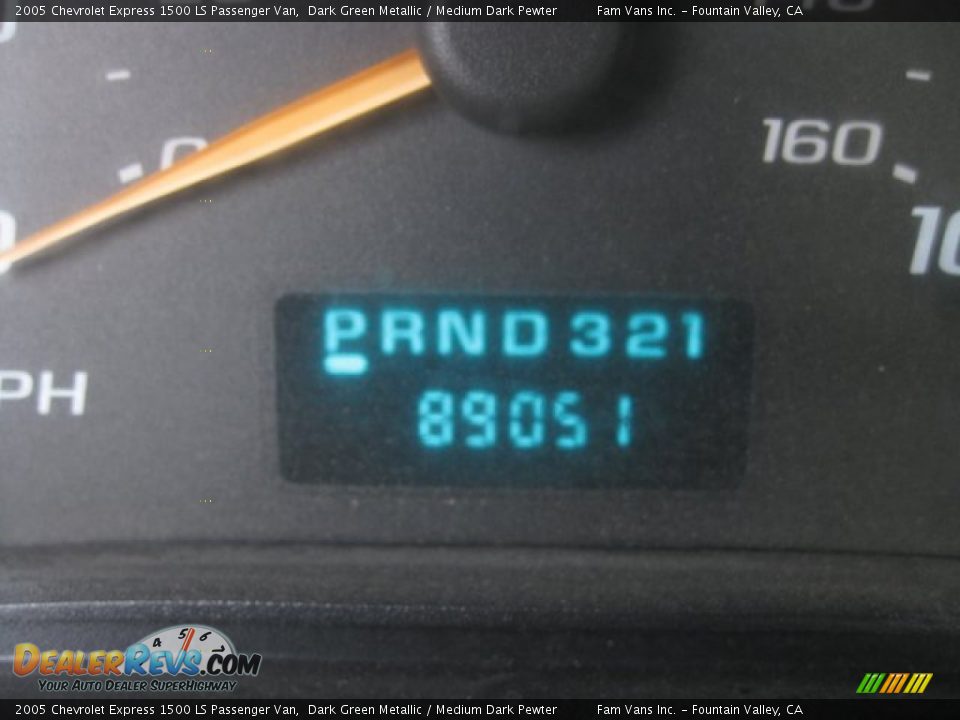 2005 Chevrolet Express 1500 LS Passenger Van Dark Green Metallic / Medium Dark Pewter Photo #10
