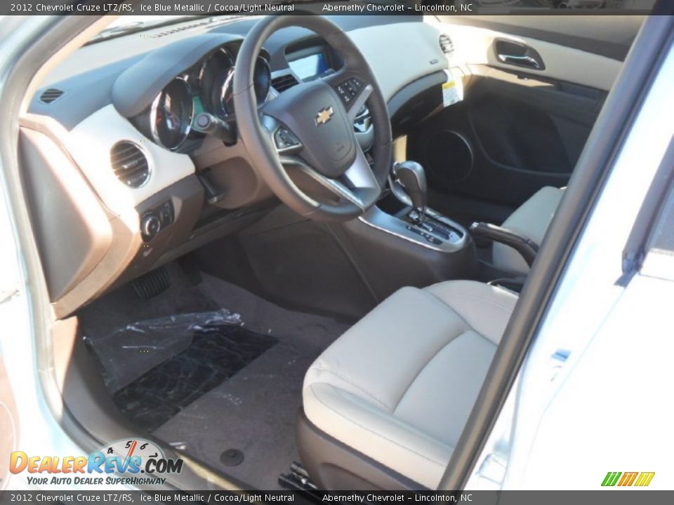 Cocoa/Light Neutral Interior - 2012 Chevrolet Cruze LTZ/RS Photo #25