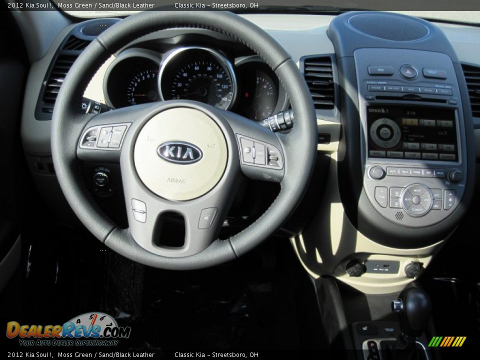 2012 Kia Soul ! Moss Green / Sand/Black Leather Photo #8