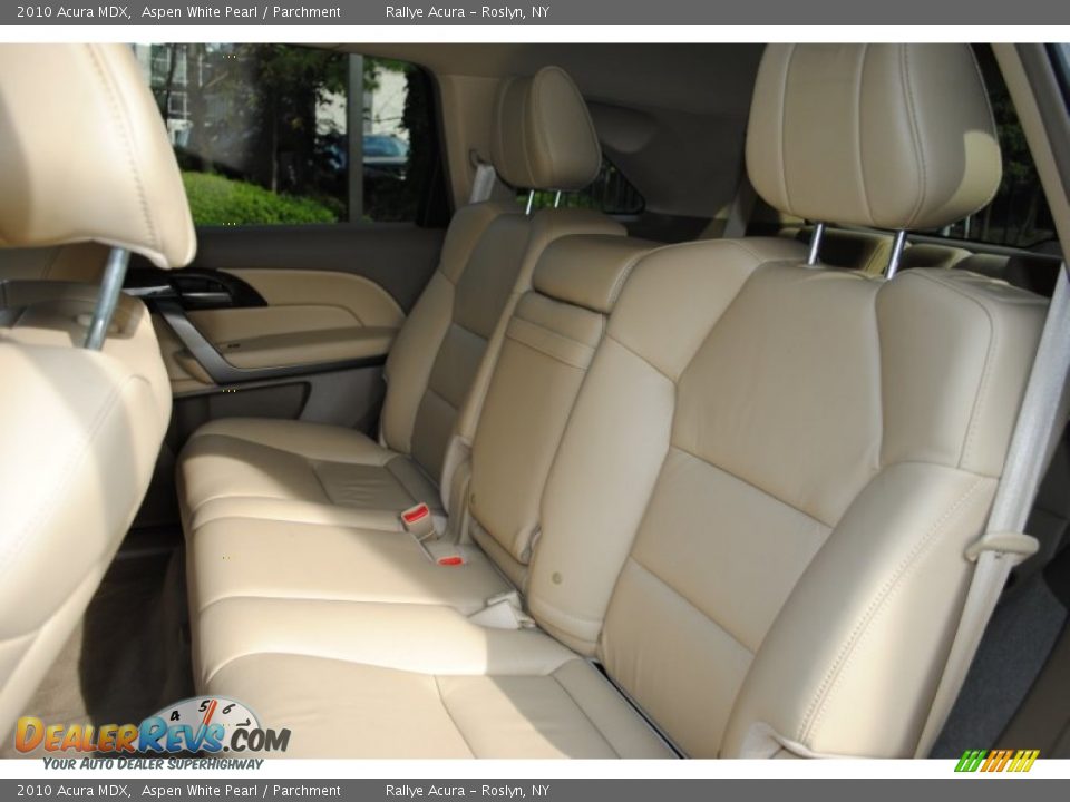 Parchment Interior - 2010 Acura MDX  Photo #15