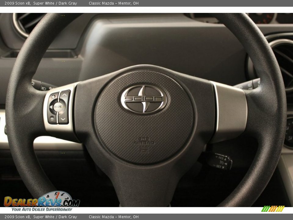 2009 Scion xB Super White / Dark Gray Photo #9