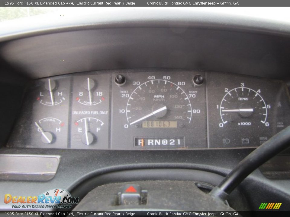 1995 Ford F150 XL Extended Cab 4x4 Gauges Photo #15