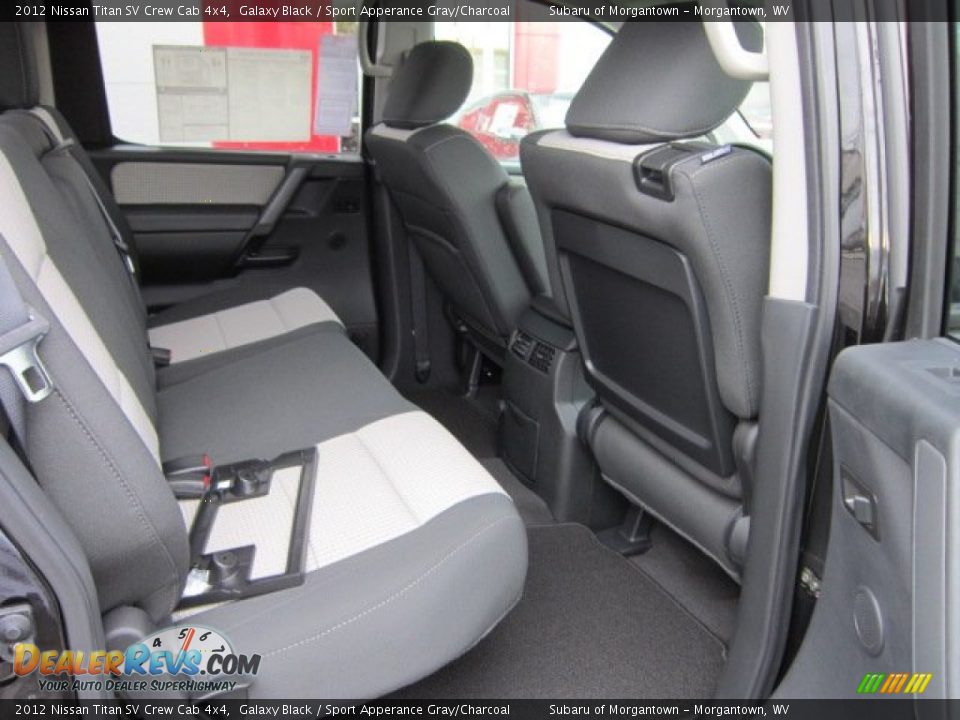 2012 Nissan Titan SV Crew Cab 4x4 Galaxy Black / Sport Apperance Gray/Charcoal Photo #12