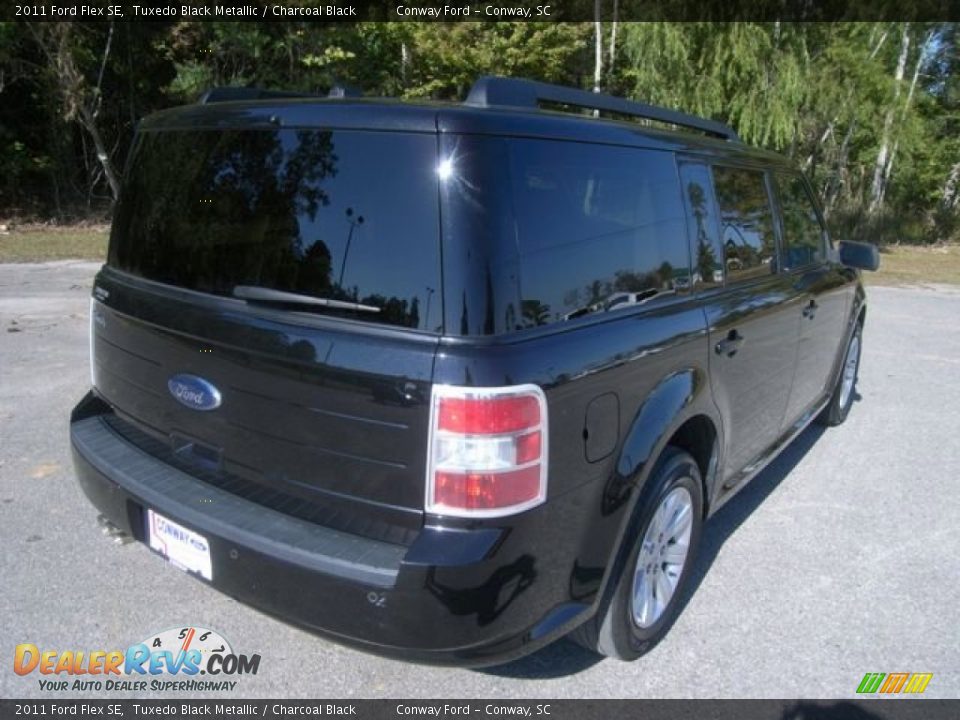 2011 Ford Flex SE Tuxedo Black Metallic / Charcoal Black Photo #5