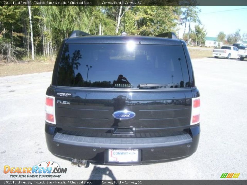 2011 Ford Flex SE Tuxedo Black Metallic / Charcoal Black Photo #6