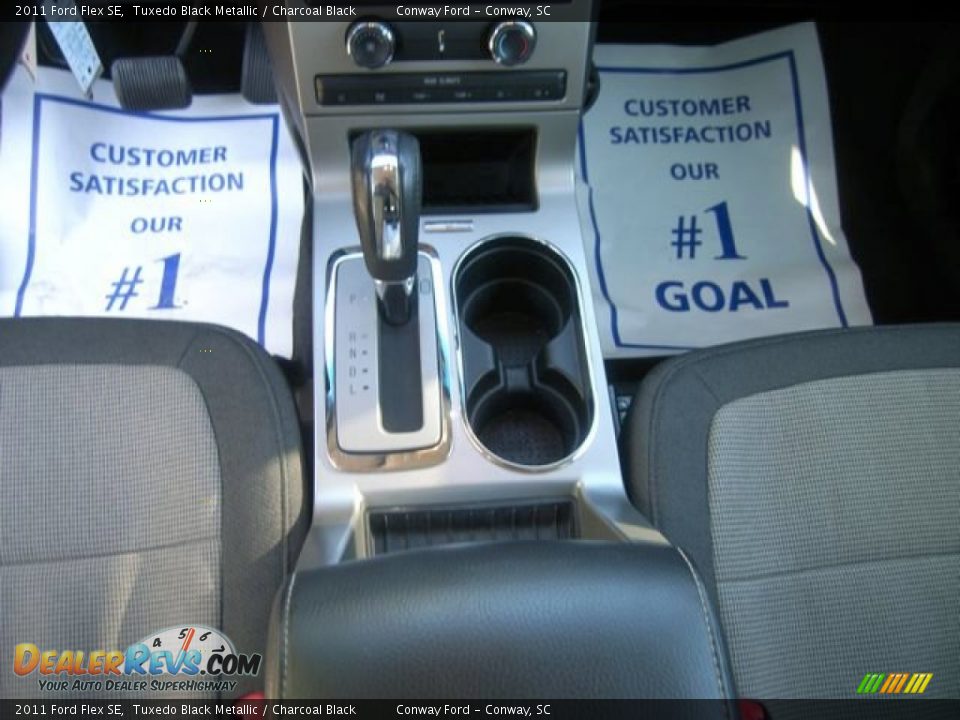 2011 Ford Flex SE Tuxedo Black Metallic / Charcoal Black Photo #15
