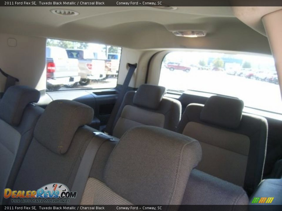 2011 Ford Flex SE Tuxedo Black Metallic / Charcoal Black Photo #17