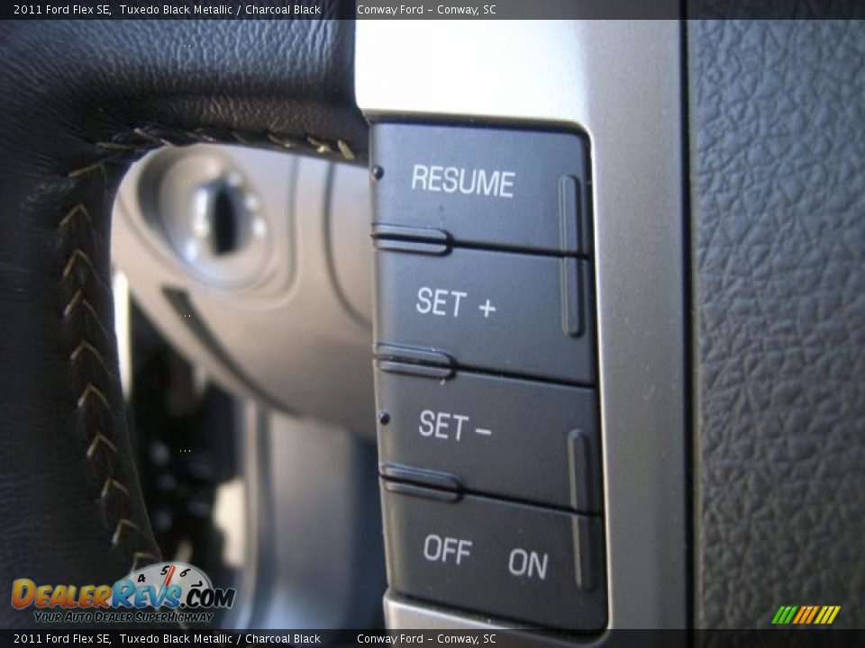2011 Ford Flex SE Tuxedo Black Metallic / Charcoal Black Photo #21