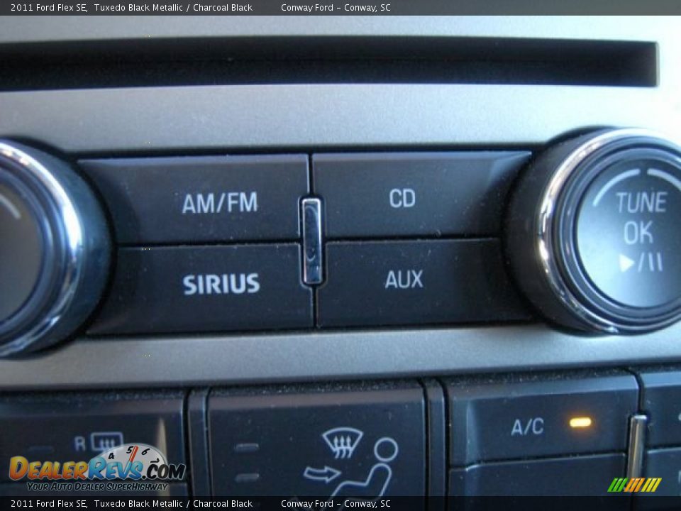 2011 Ford Flex SE Tuxedo Black Metallic / Charcoal Black Photo #24