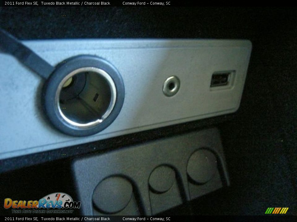 2011 Ford Flex SE Tuxedo Black Metallic / Charcoal Black Photo #25