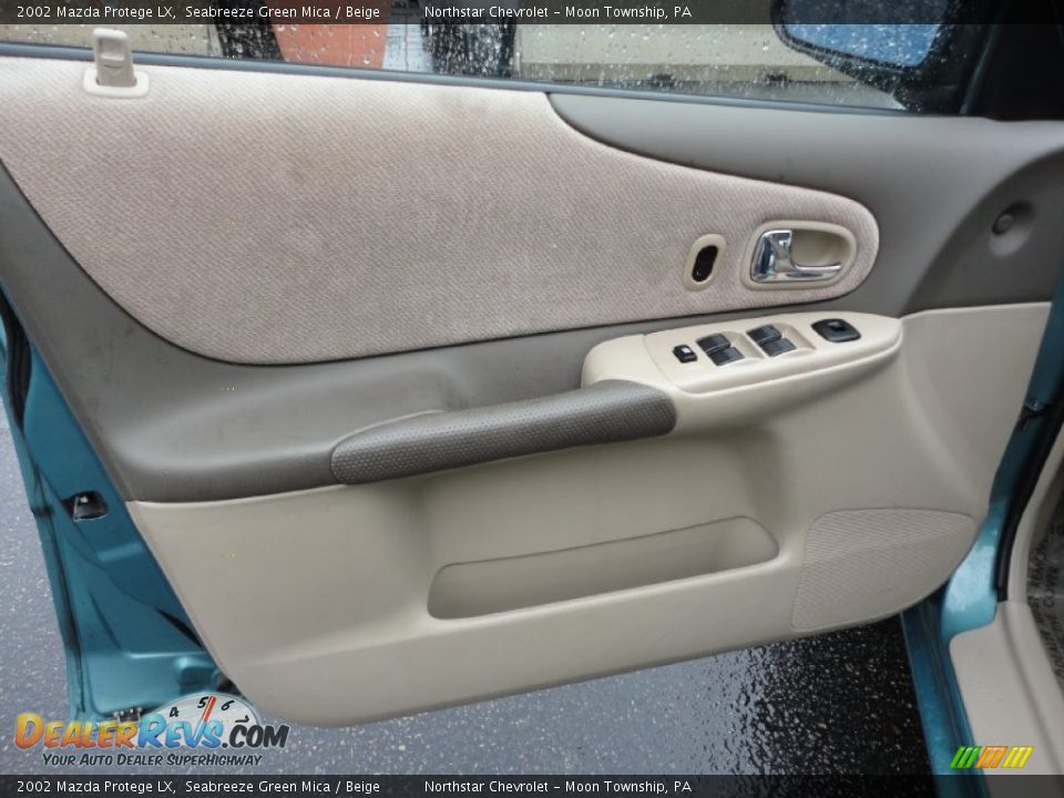 Door Panel of 2002 Mazda Protege LX Photo #13