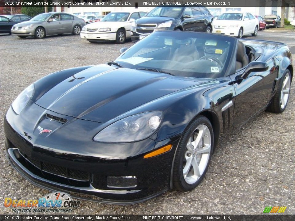 Front 3/4 View of 2010 Chevrolet Corvette Grand Sport Convertible Photo #10