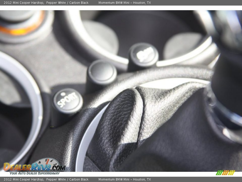 2012 Mini Cooper Hardtop Pepper White / Carbon Black Photo #15