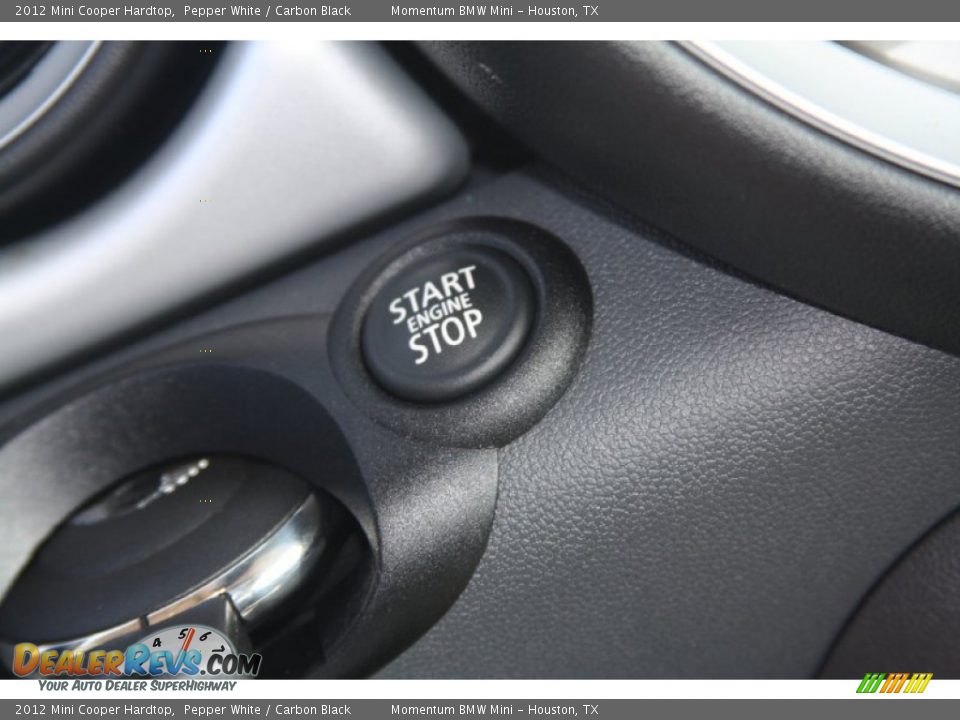 2012 Mini Cooper Hardtop Pepper White / Carbon Black Photo #17