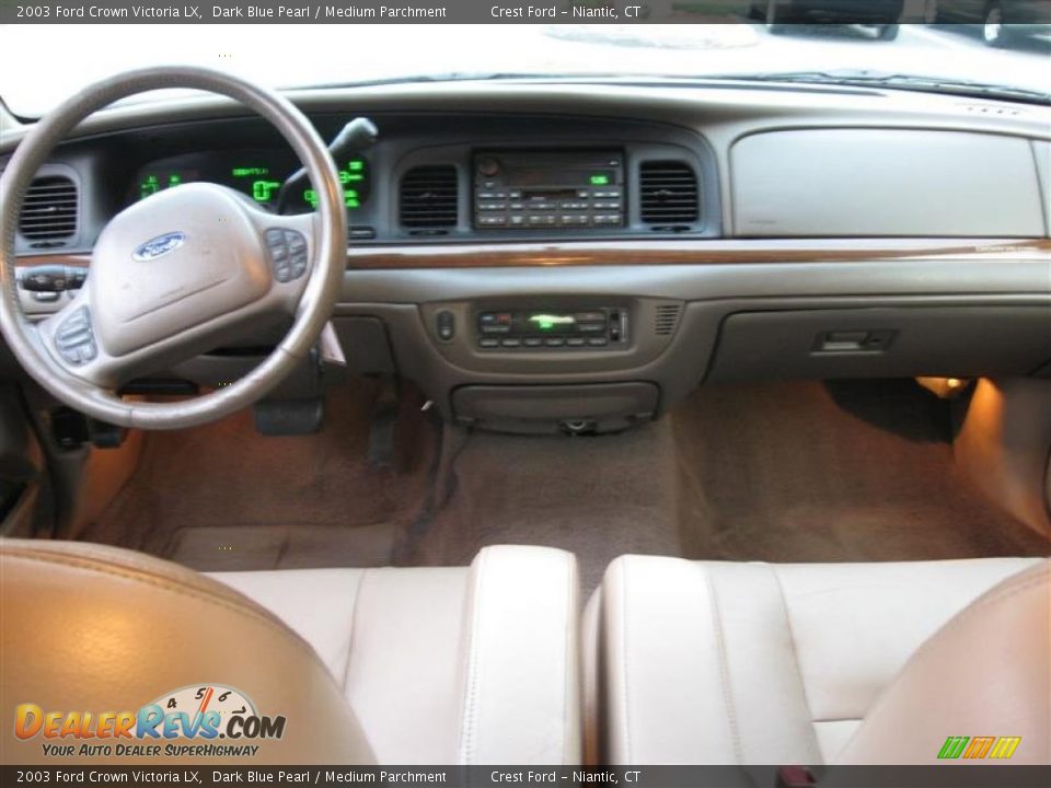 Dashboard of 2003 Ford Crown Victoria LX Photo #11