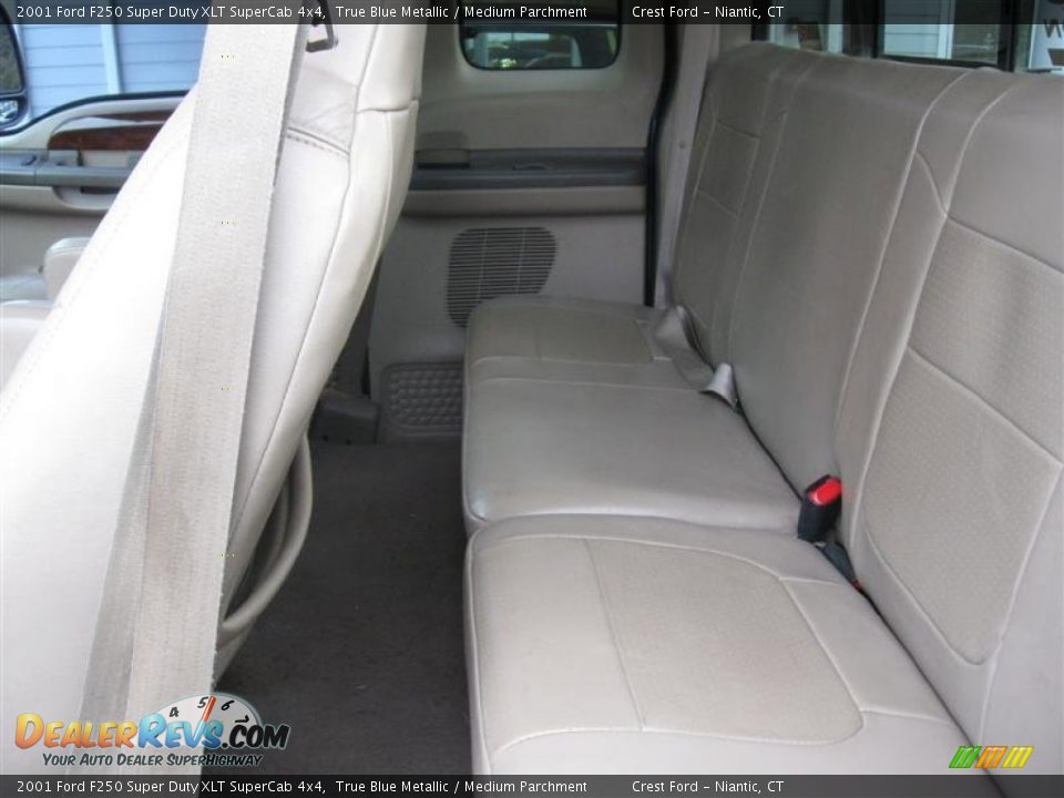 2001 Ford F250 Super Duty XLT SuperCab 4x4 True Blue Metallic / Medium Parchment Photo #12