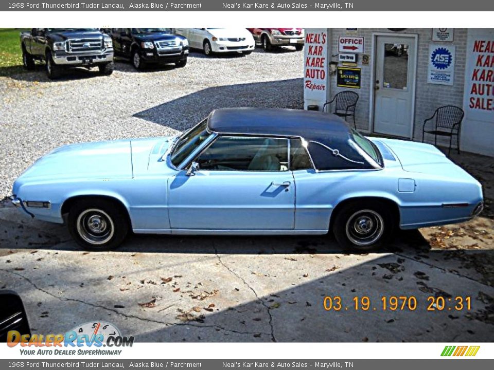 1968 Ford Thunderbird Tudor Landau Alaska Blue / Parchment Photo #3