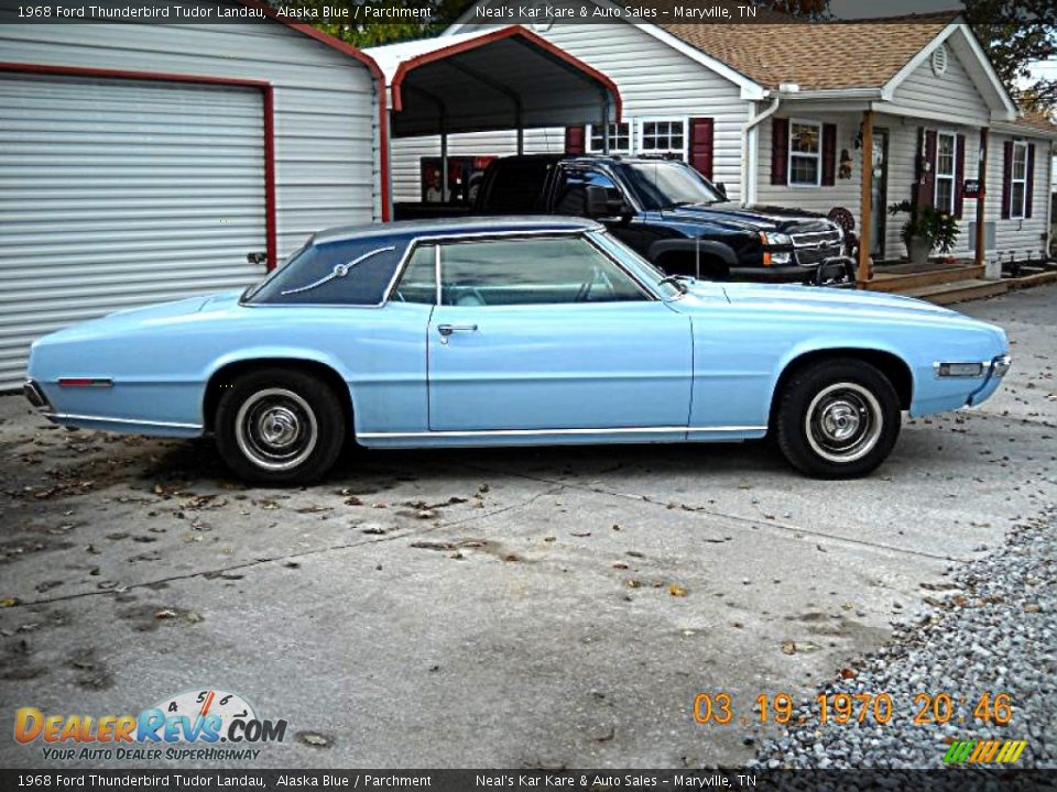 1968 Ford Thunderbird Tudor Landau Alaska Blue / Parchment Photo #4