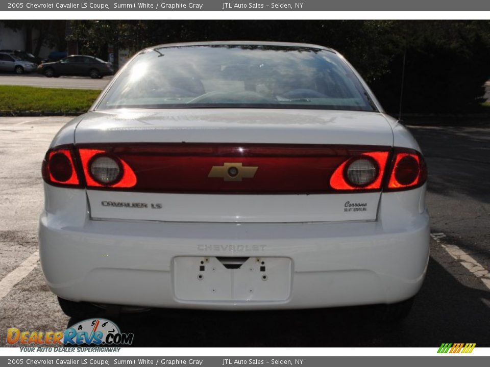2005 Chevrolet Cavalier LS Coupe Summit White / Graphite Gray Photo #5