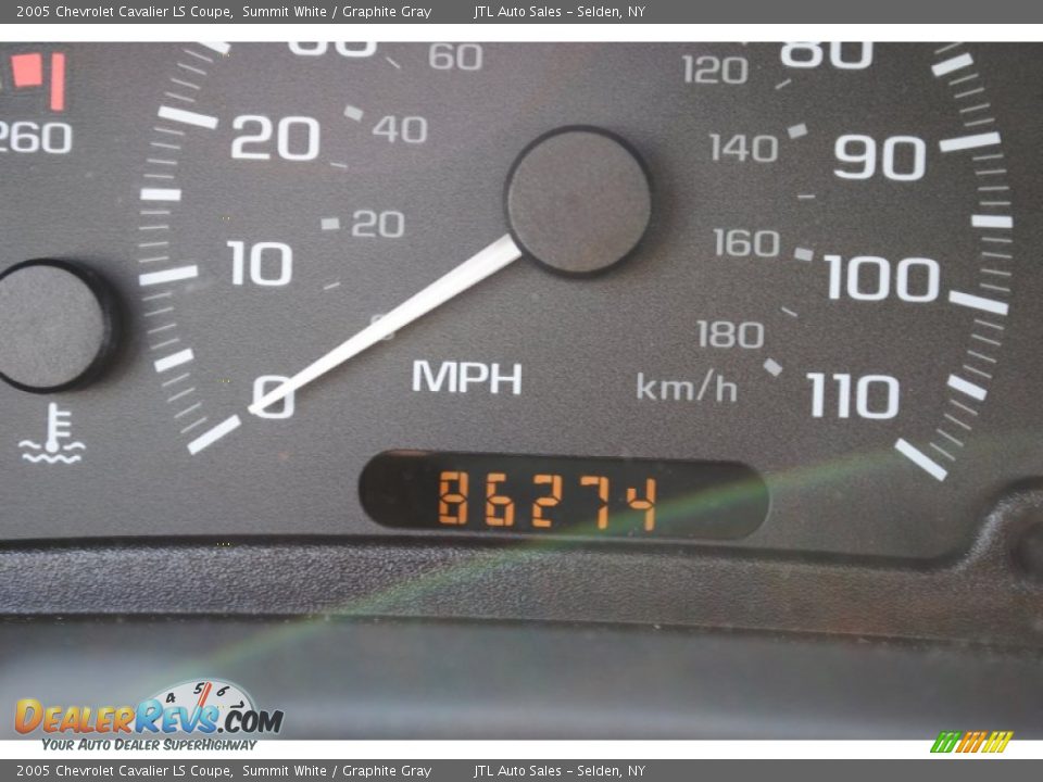2005 Chevrolet Cavalier LS Coupe Summit White / Graphite Gray Photo #14
