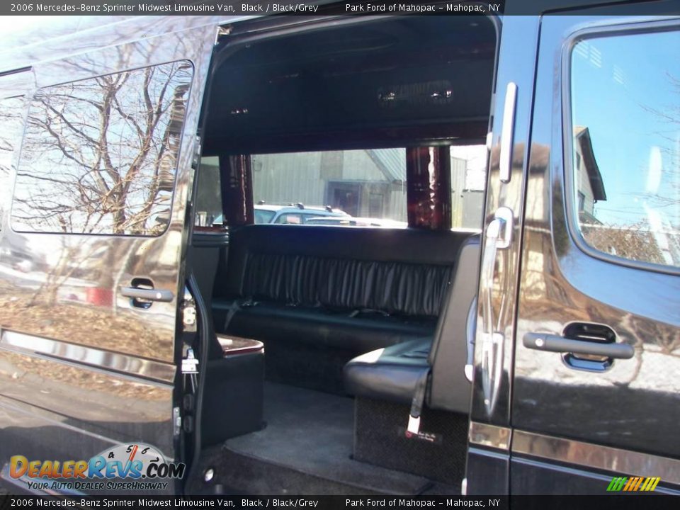 2006 Mercedes-Benz Sprinter Midwest Limousine Van Black / Black/Grey Photo #13