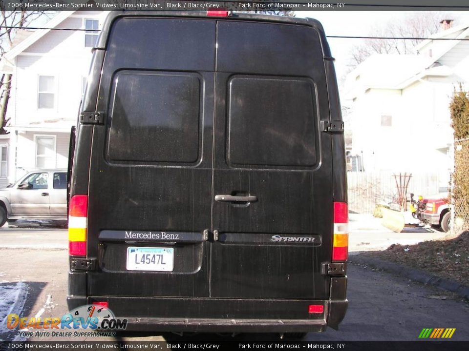 2006 Mercedes-Benz Sprinter Midwest Limousine Van Black / Black/Grey Photo #36